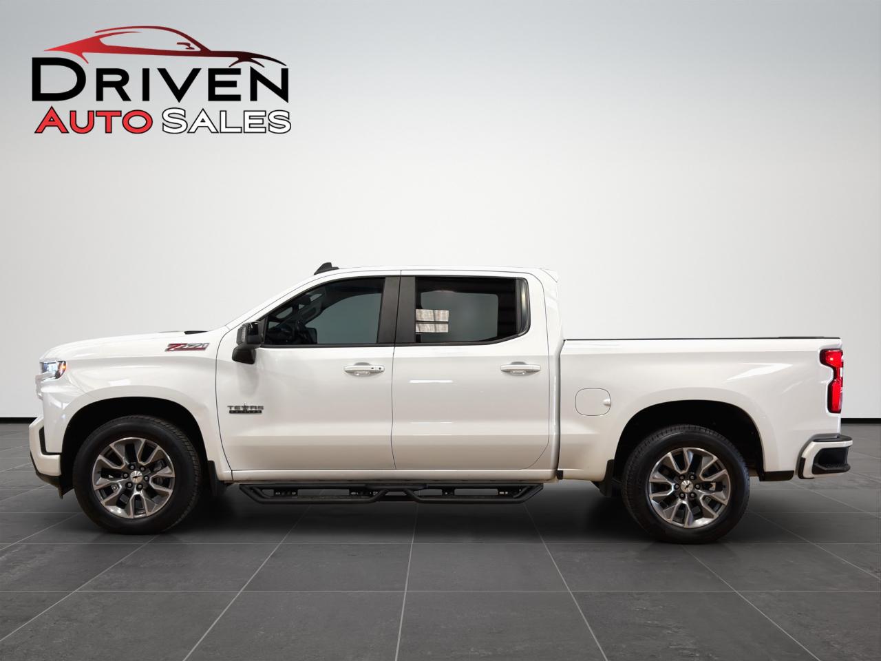 2020 Chevrolet Silverado 1500 4WD Crew Cab 147" RST