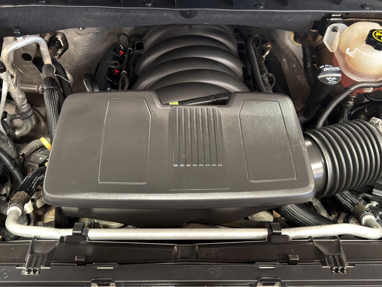 Chevrolet Silverado 1500 4WD Crew Cab 147" RST 2020