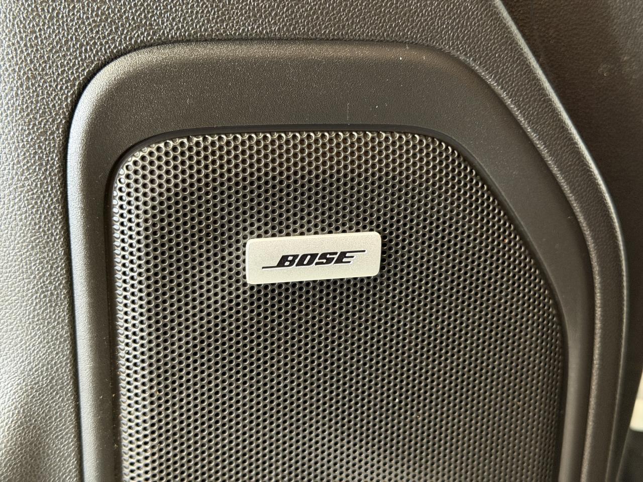 Chevrolet Silverado 1500 4WD Crew Cab 147" RST 2020
