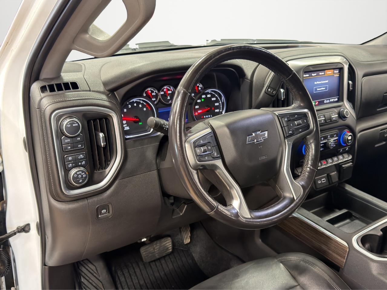 Chevrolet Silverado 1500 4WD Crew Cab 147" RST 2020