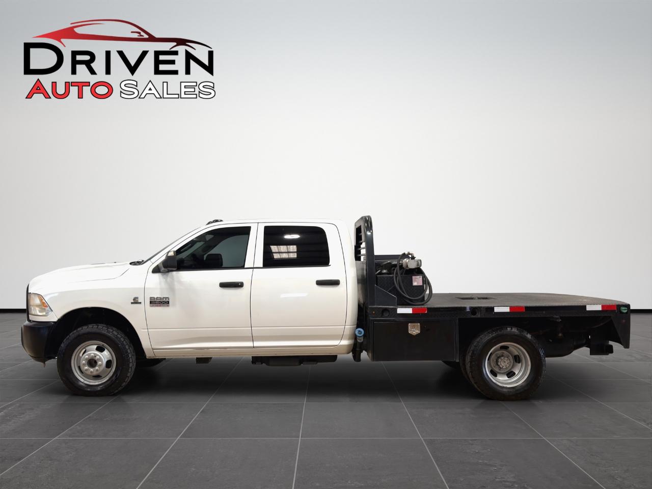 2012 RAM 3500 2WD Crew Cab 172" WB 60" CA ST