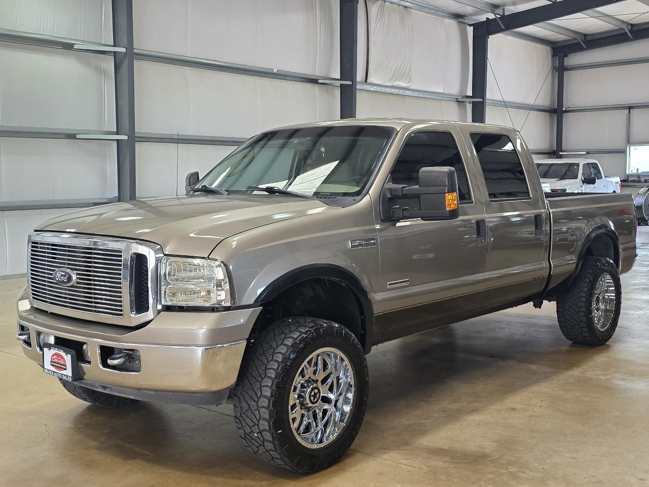 Ford Super Duty F-250 4WD Crew Cab 156" Lariat 2007