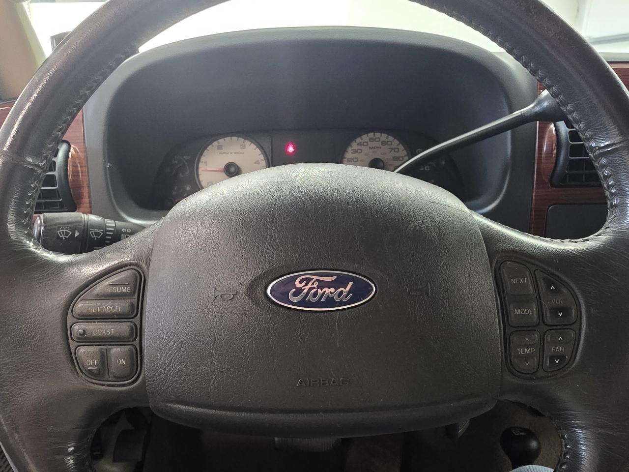 Ford Super Duty F-250 4WD Crew Cab 156" Lariat 2007