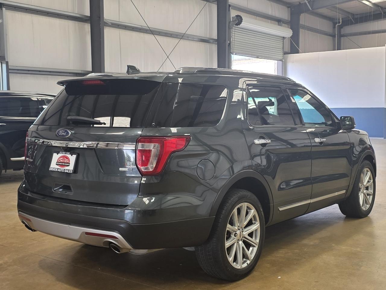 Ford Explorer 4WD 4dr Limited 2016