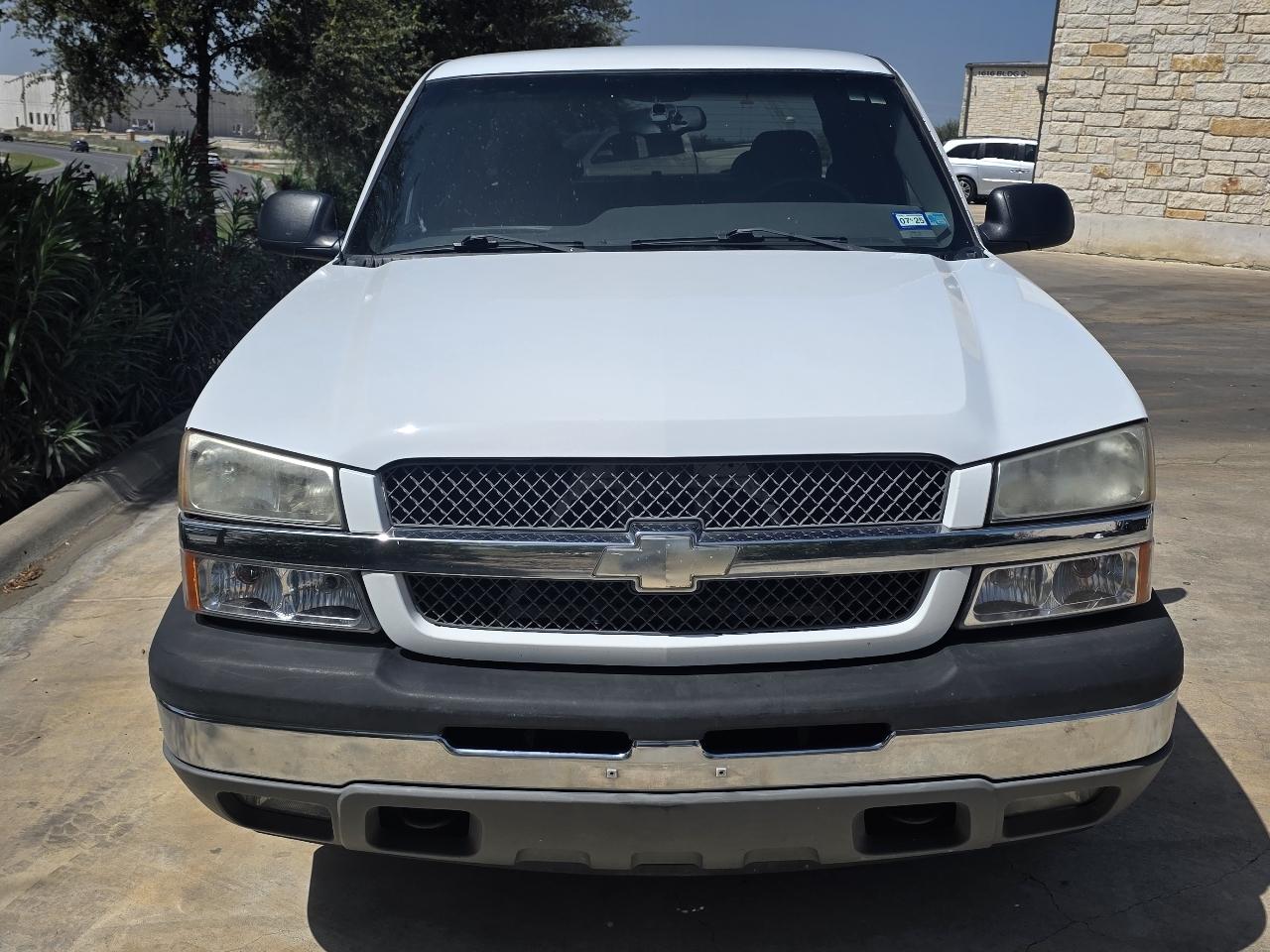 Chevrolet Silverado 1500 Ext Cab 143.5" WB LS 2005