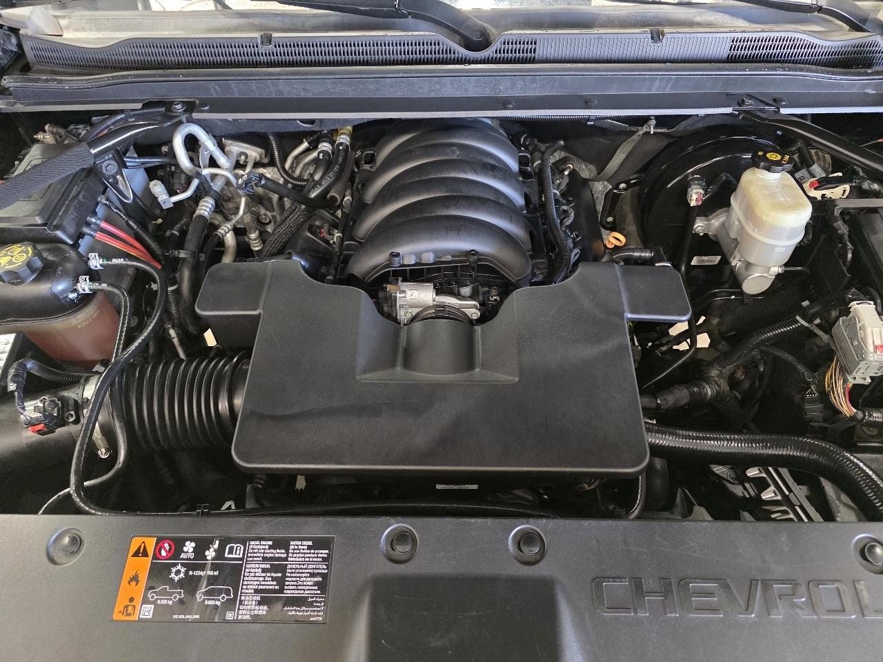 Chevrolet Suburban 2WD 4dr LS 2020