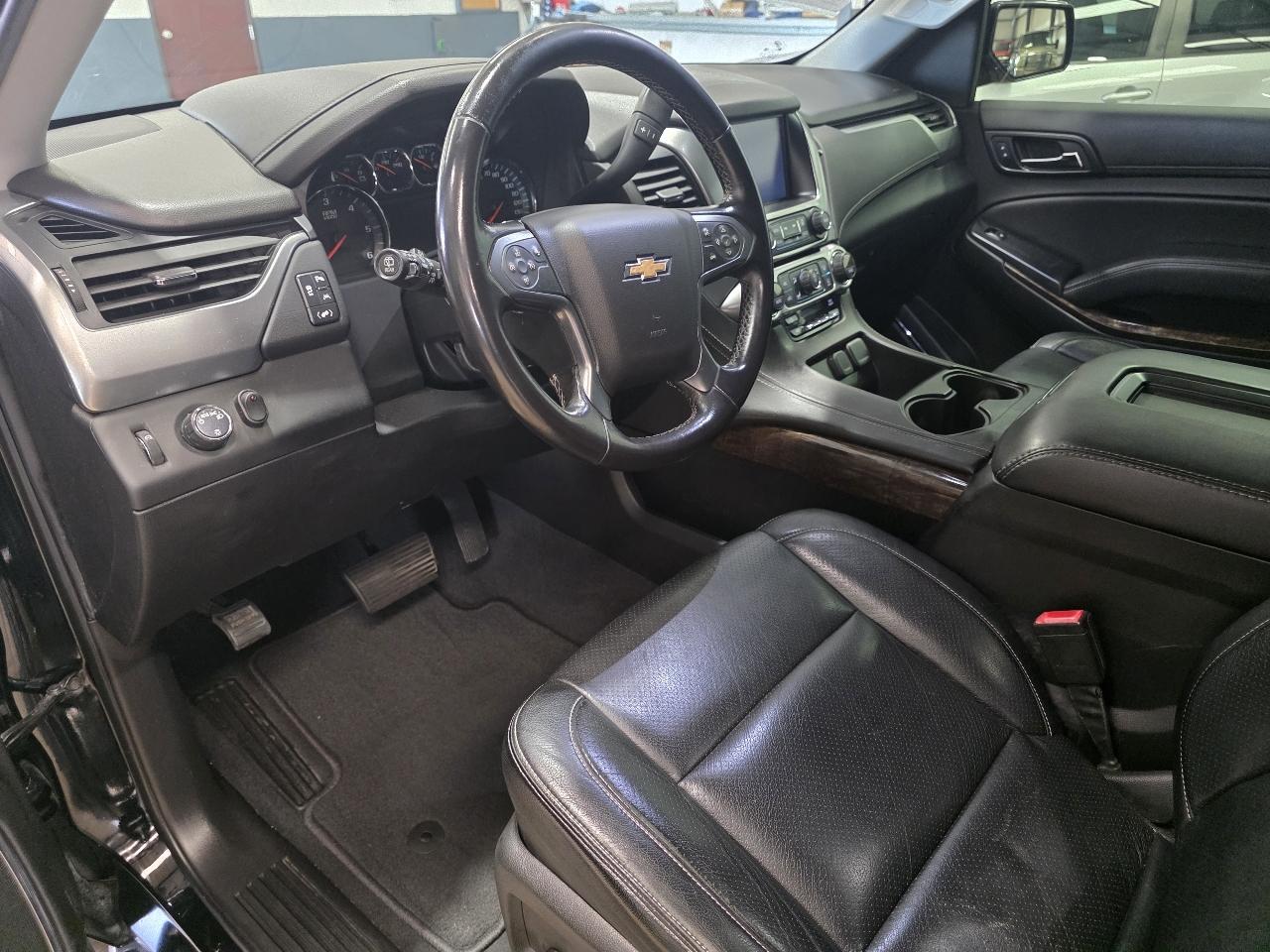 Chevrolet Suburban 2WD 4dr LS 2020