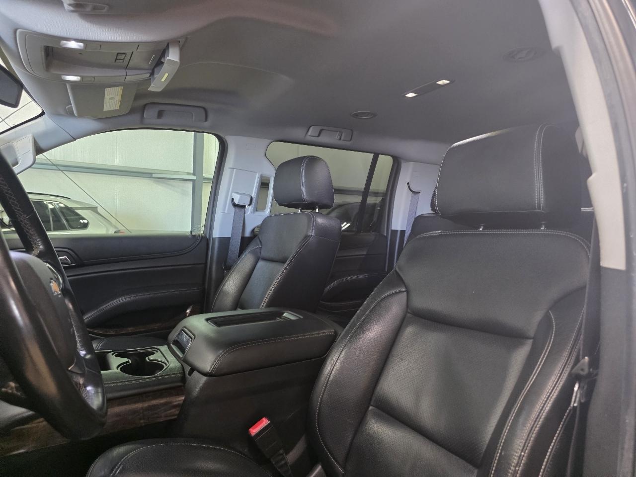Chevrolet Suburban 2WD 4dr LS 2020
