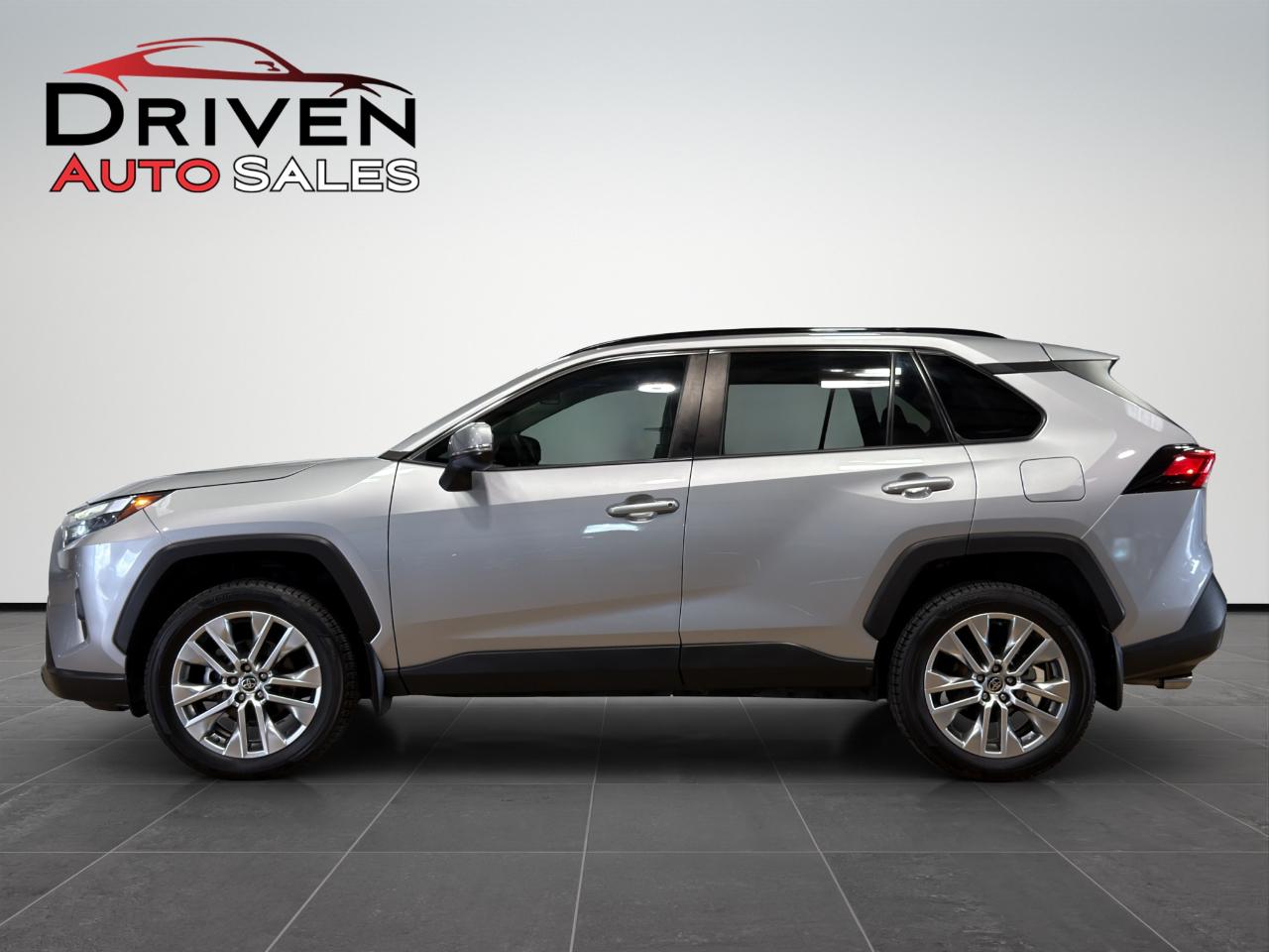 2022 Toyota RAV4 XLE Premium FWD (Natl)