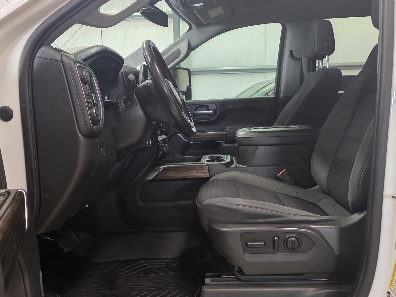 Chevrolet Silverado 2500HD 4WD Crew Cab 172" LT 2021