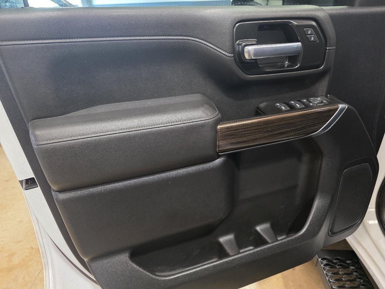 Chevrolet Silverado 2500HD 4WD Crew Cab 172" LT 2021