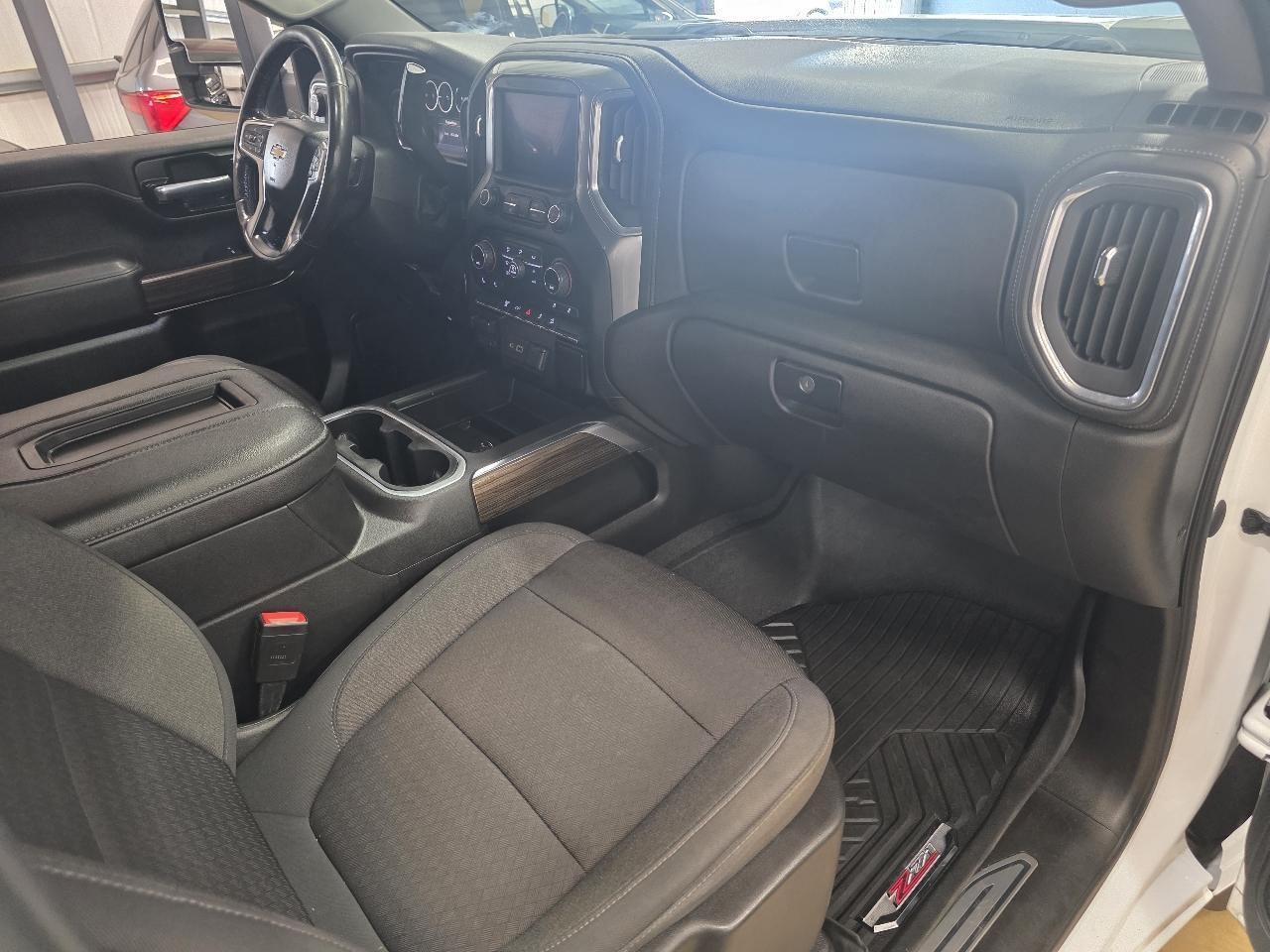 Chevrolet Silverado 2500HD 4WD Crew Cab 172" LT 2021