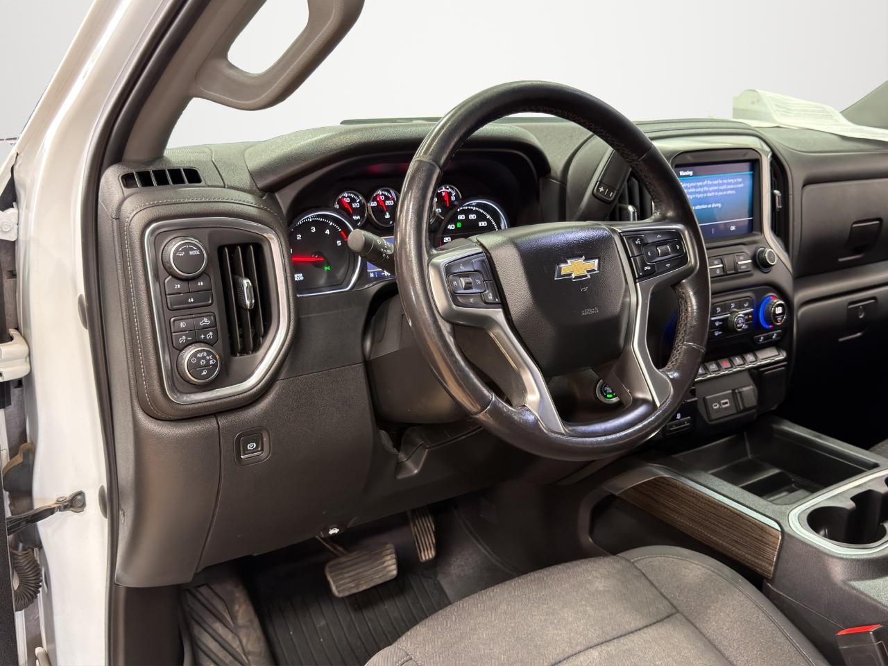 Chevrolet Silverado 2500HD 4WD Crew Cab 172" LT 2021