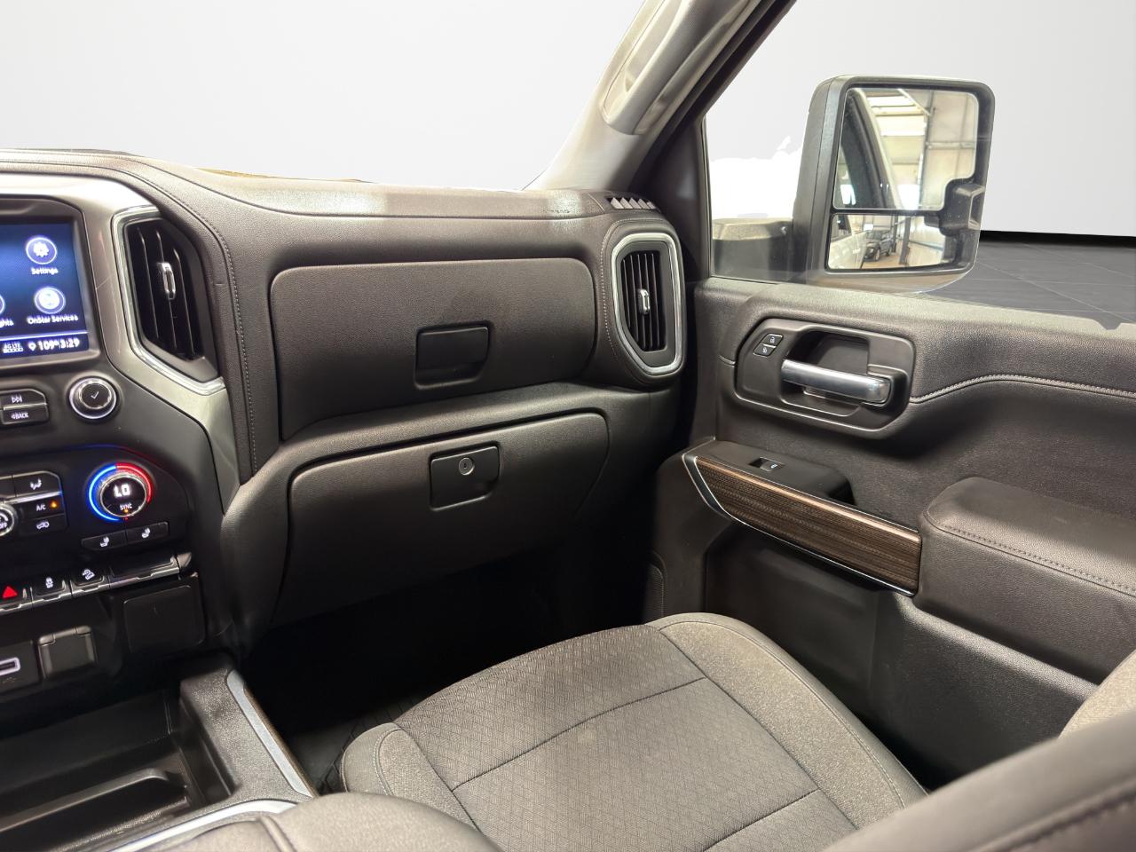 Chevrolet Silverado 2500HD 4WD Crew Cab 172" LT 2021