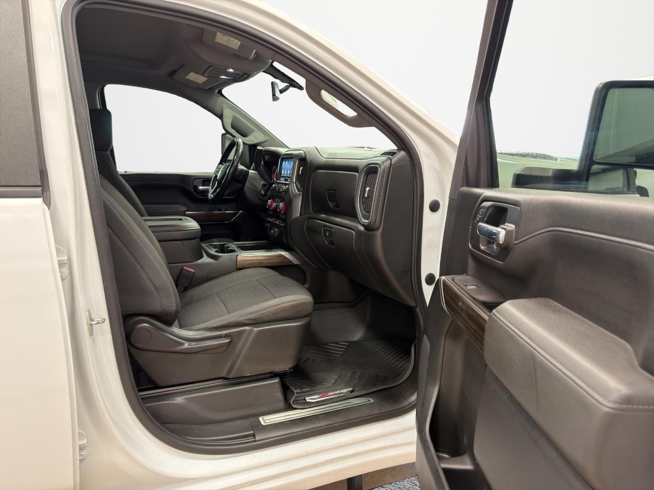 Chevrolet Silverado 2500HD 4WD Crew Cab 172" LT 2021