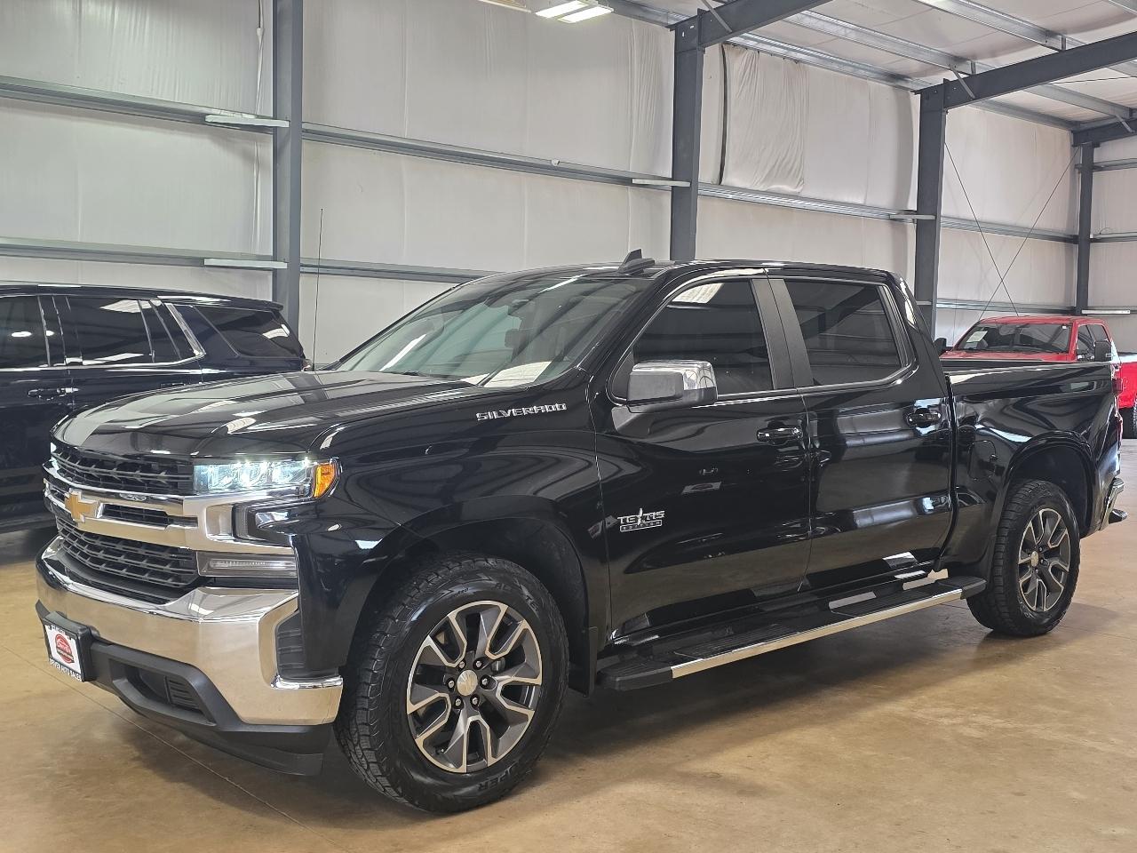 Chevrolet Silverado 1500 2WD Crew Cab 147" LT 2021