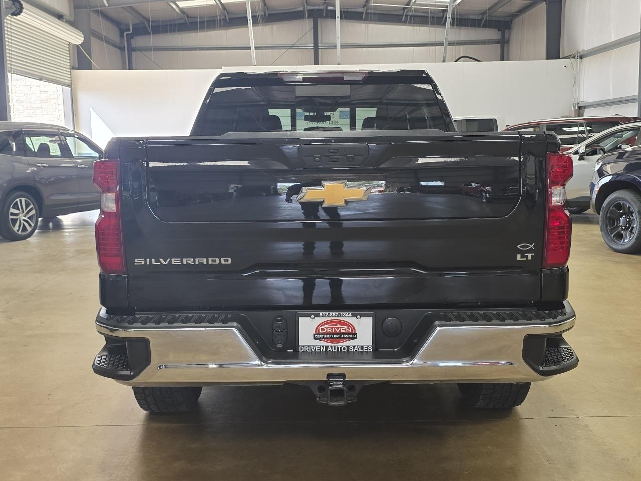 Chevrolet Silverado 1500 2WD Crew Cab 147" LT 2021
