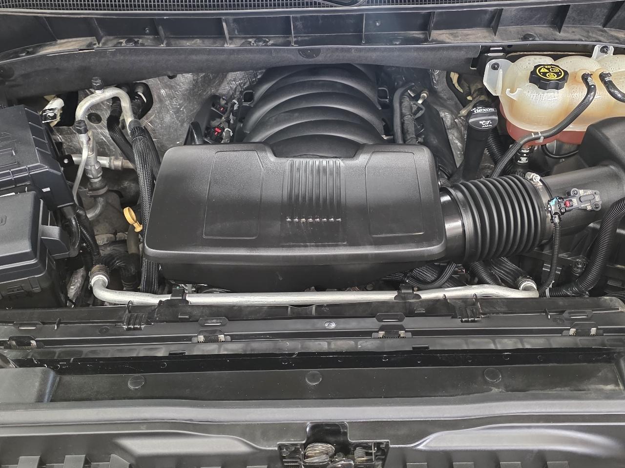 Chevrolet Silverado 1500 2WD Crew Cab 147" LT 2021