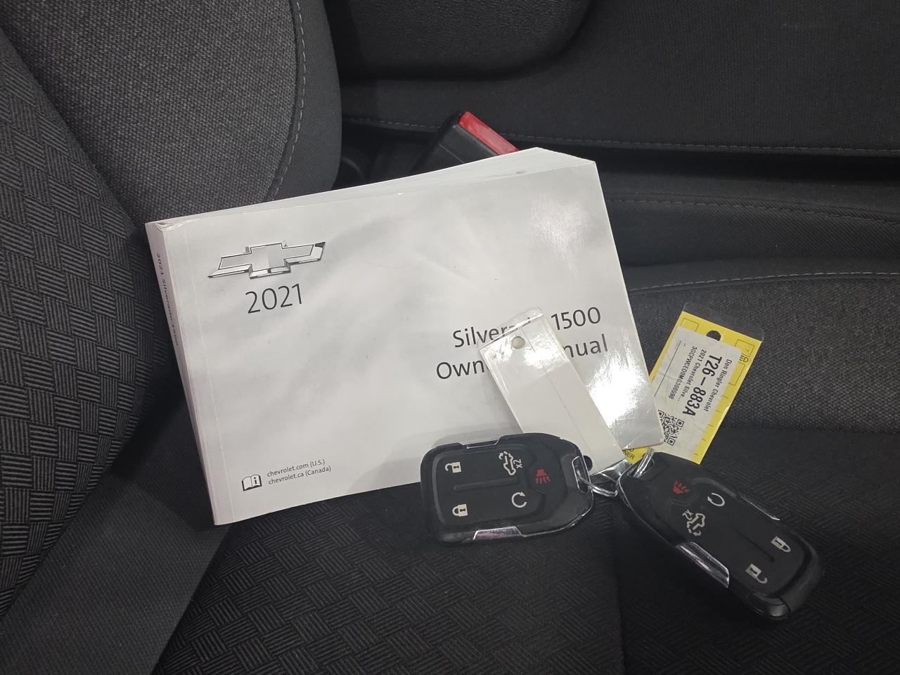 Chevrolet Silverado 1500 2WD Crew Cab 147" LT 2021
