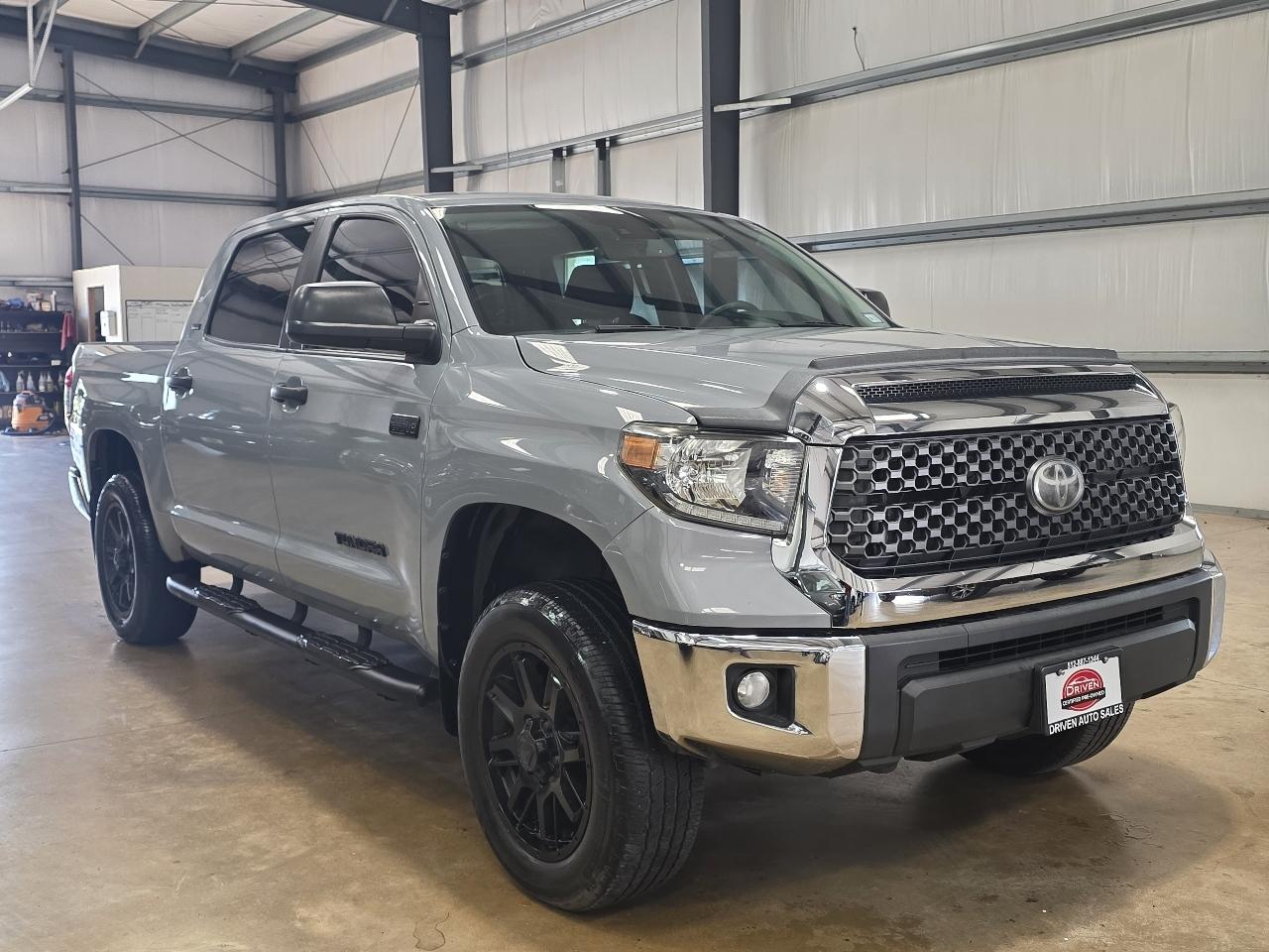 Toyota Tundra 4WD SR5 CrewMax 5.5' Bed 5.7L (Natl) 2021