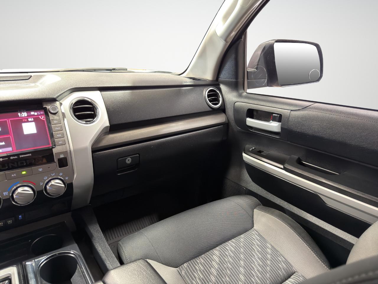 Toyota Tundra 4WD SR5 CrewMax 5.5' Bed 5.7L (Natl) 2021