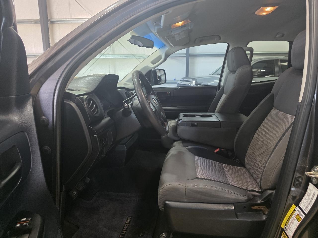 Toyota Tundra 2WD Truck Double Cab 5.7L V8 6-Spd AT SR5 (Natl) 2014