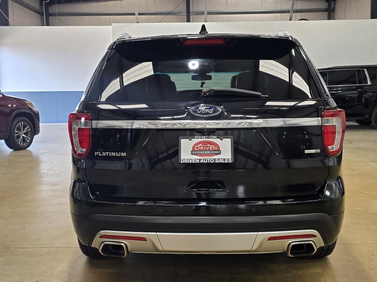Ford Explorer Platinum 4WD 2017