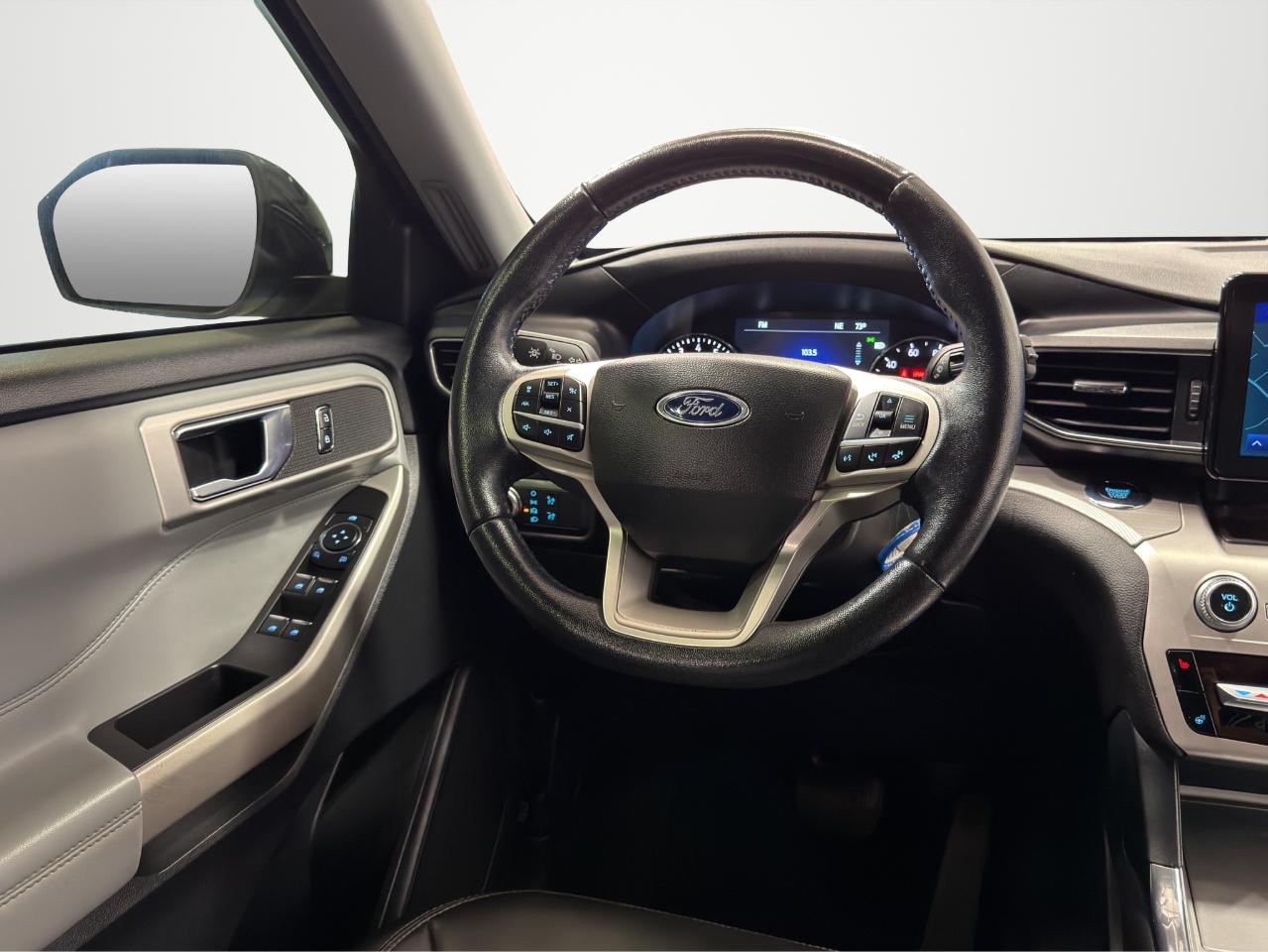 Ford Explorer XLT RWD 2022