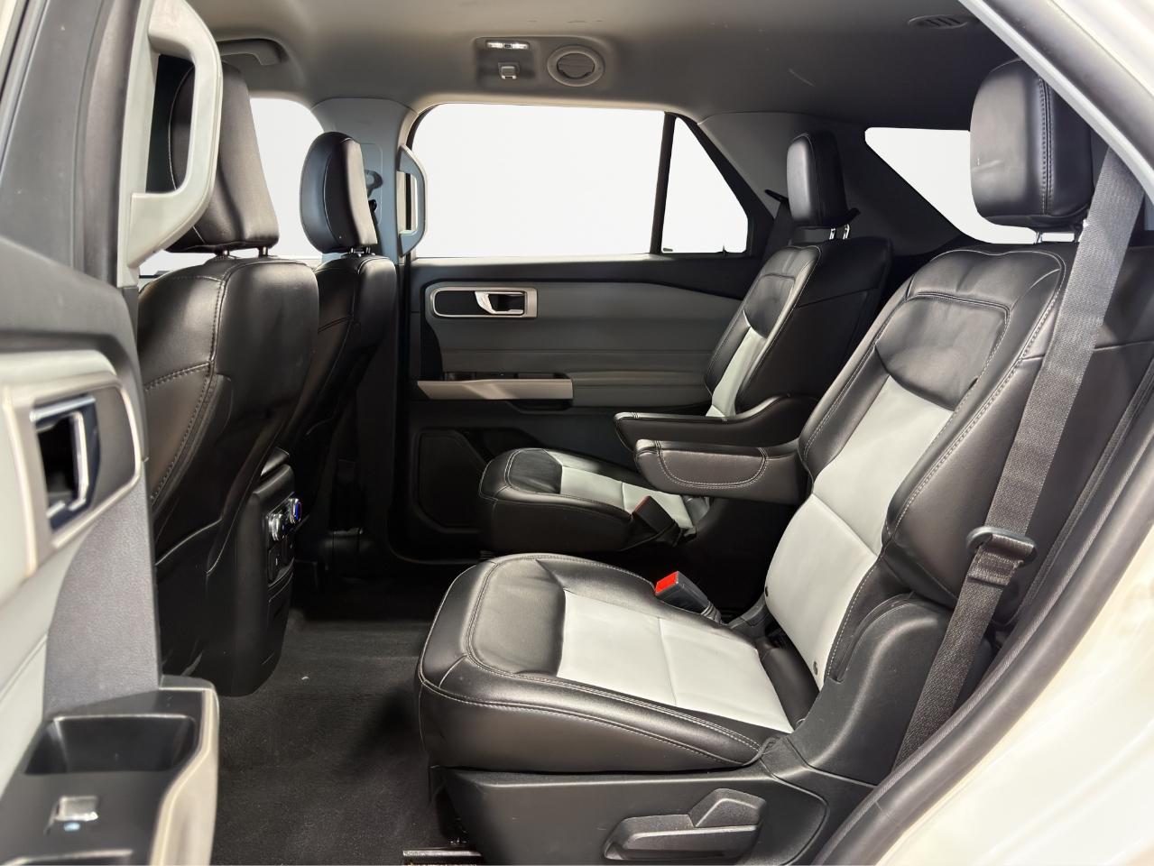 Ford Explorer XLT RWD 2022