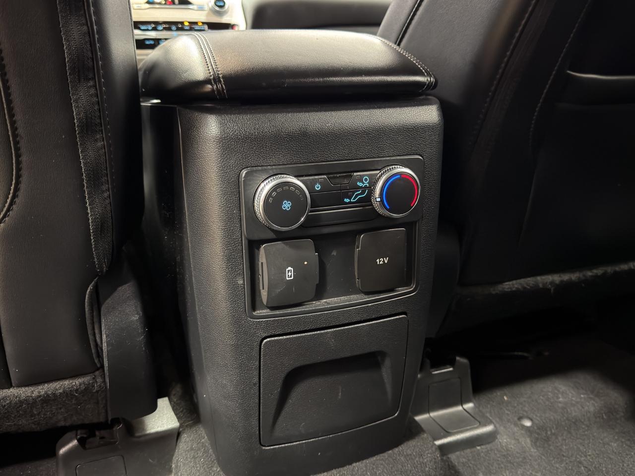 Ford Explorer XLT RWD 2022