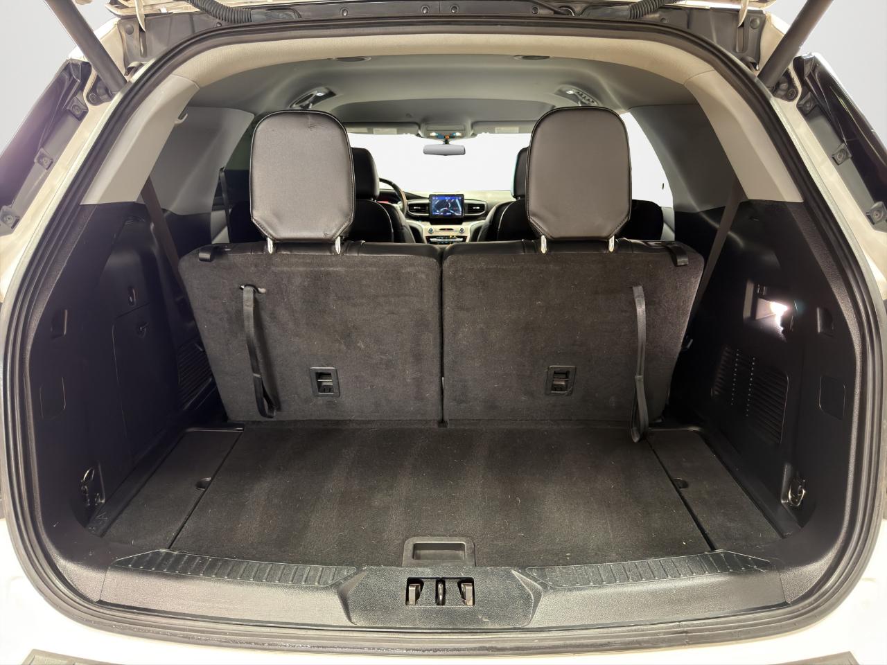 Ford Explorer XLT RWD 2022