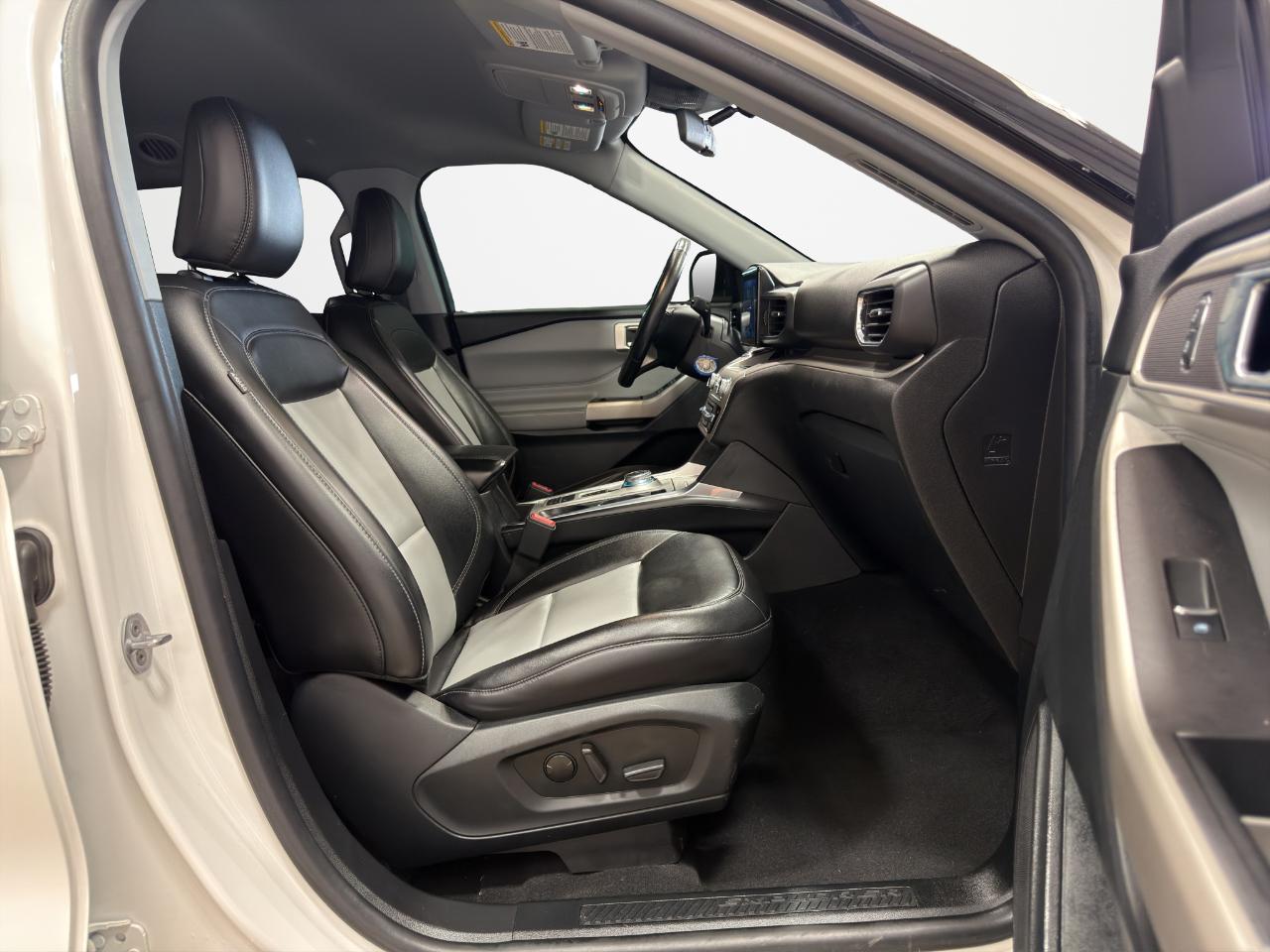 Ford Explorer XLT RWD 2022