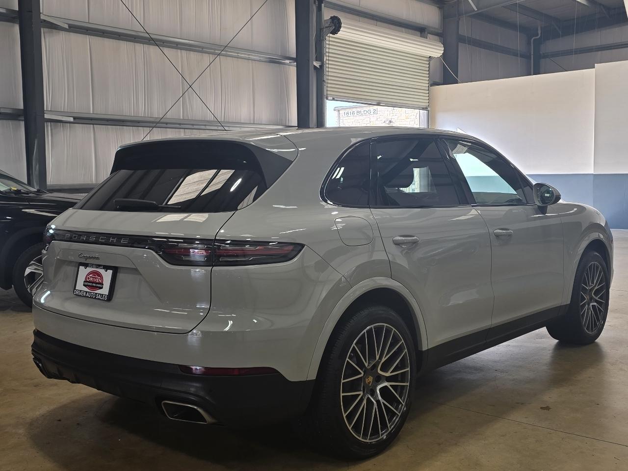 Porsche Cayenne AWD 2021