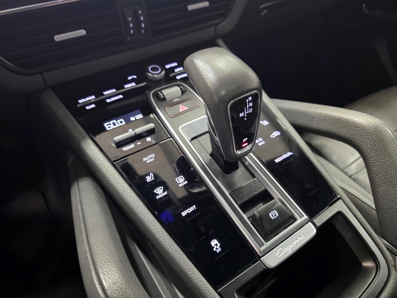 Porsche Cayenne AWD 2021
