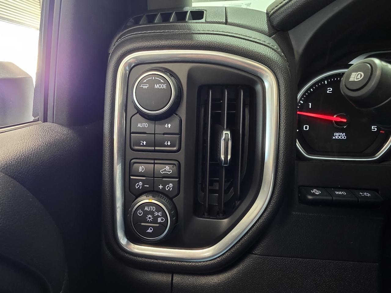 Chevrolet Silverado 2500HD 4WD Crew Cab 159" LTZ 2021