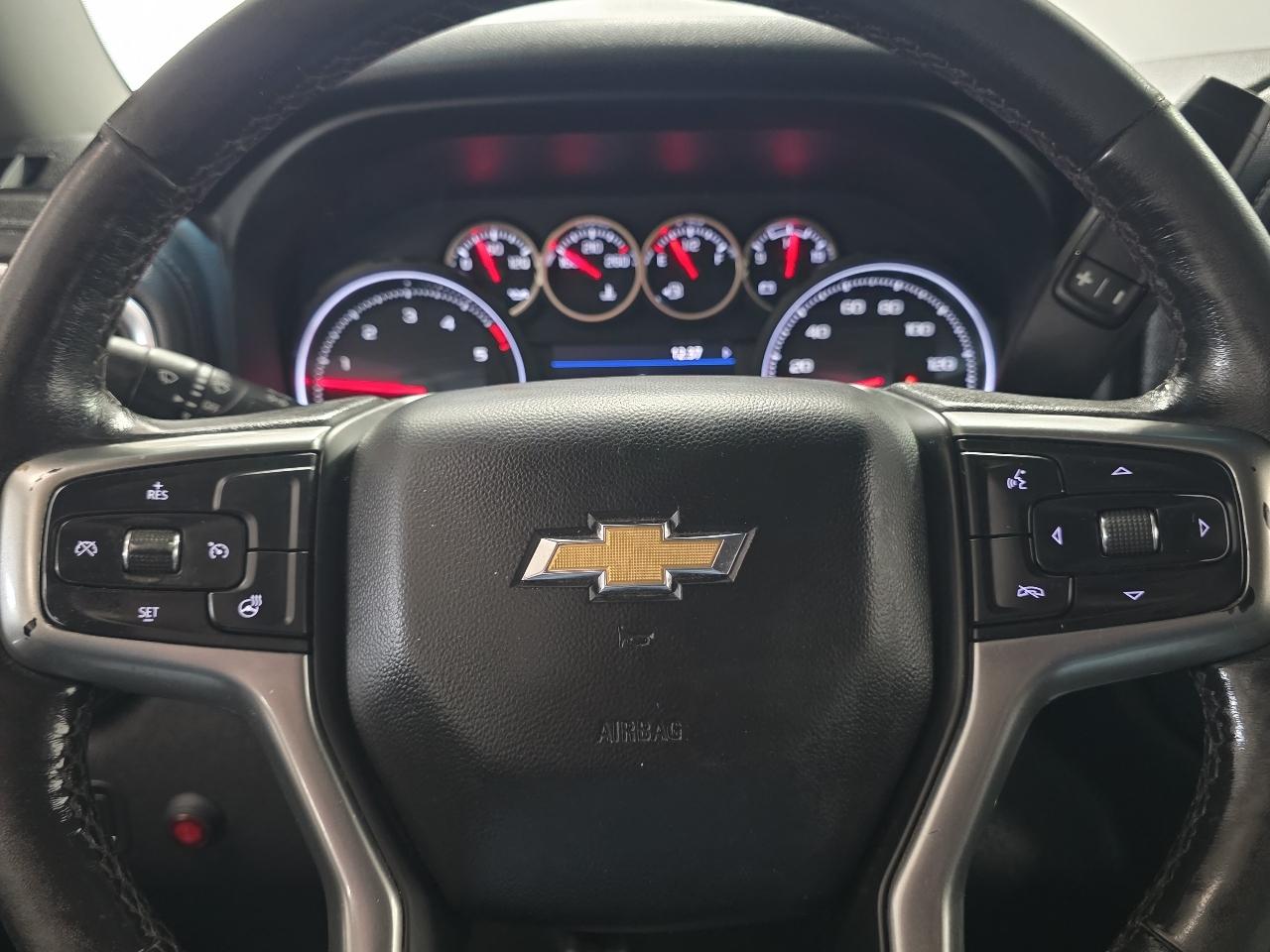 Chevrolet Silverado 3500HD 4WD Crew Cab 172" LT 2022