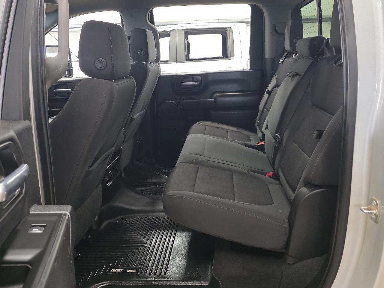 Chevrolet Silverado 3500HD 4WD Crew Cab 172" LT 2022