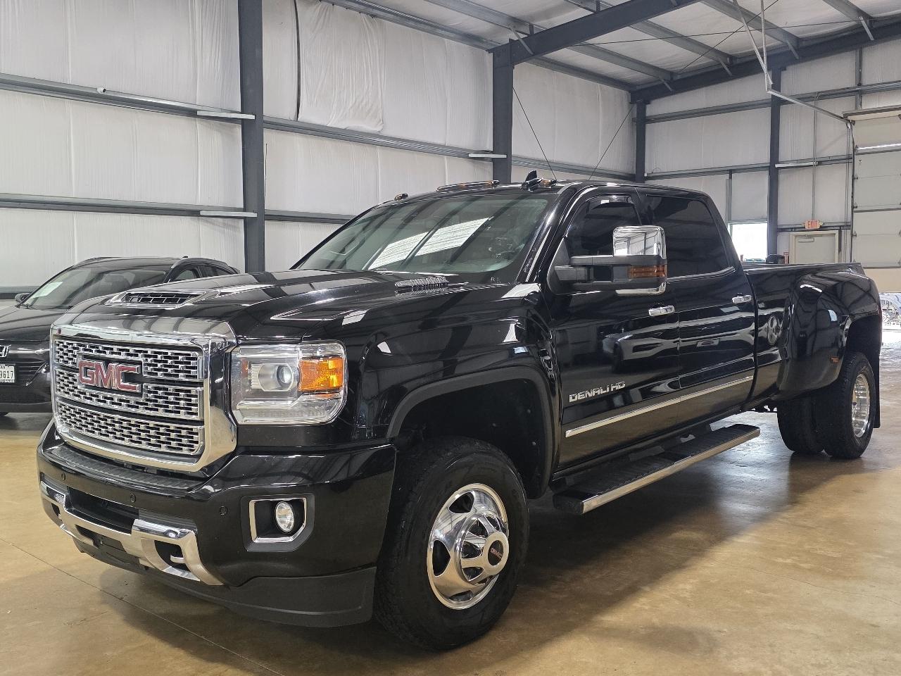 GMC Sierra 3500HD 4WD Crew Cab 167.7" Denali 2018
