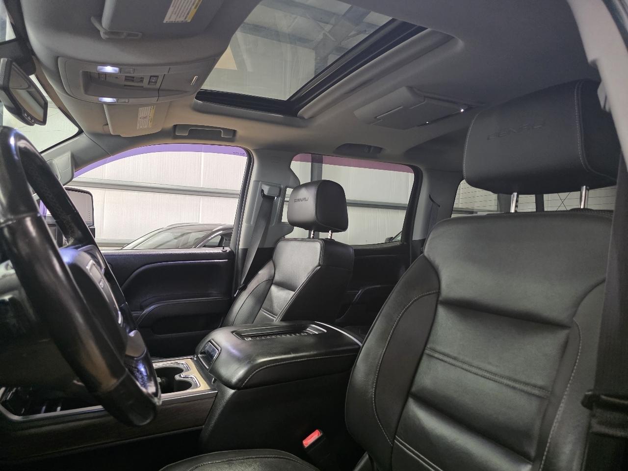 GMC Sierra 3500HD 4WD Crew Cab 167.7" Denali 2018