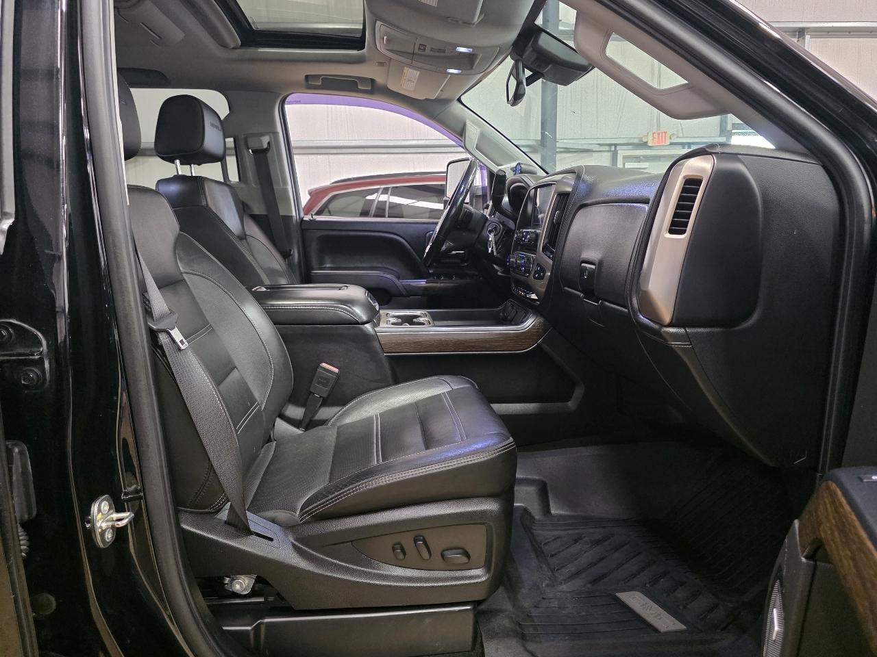 GMC Sierra 3500HD 4WD Crew Cab 167.7" Denali 2018