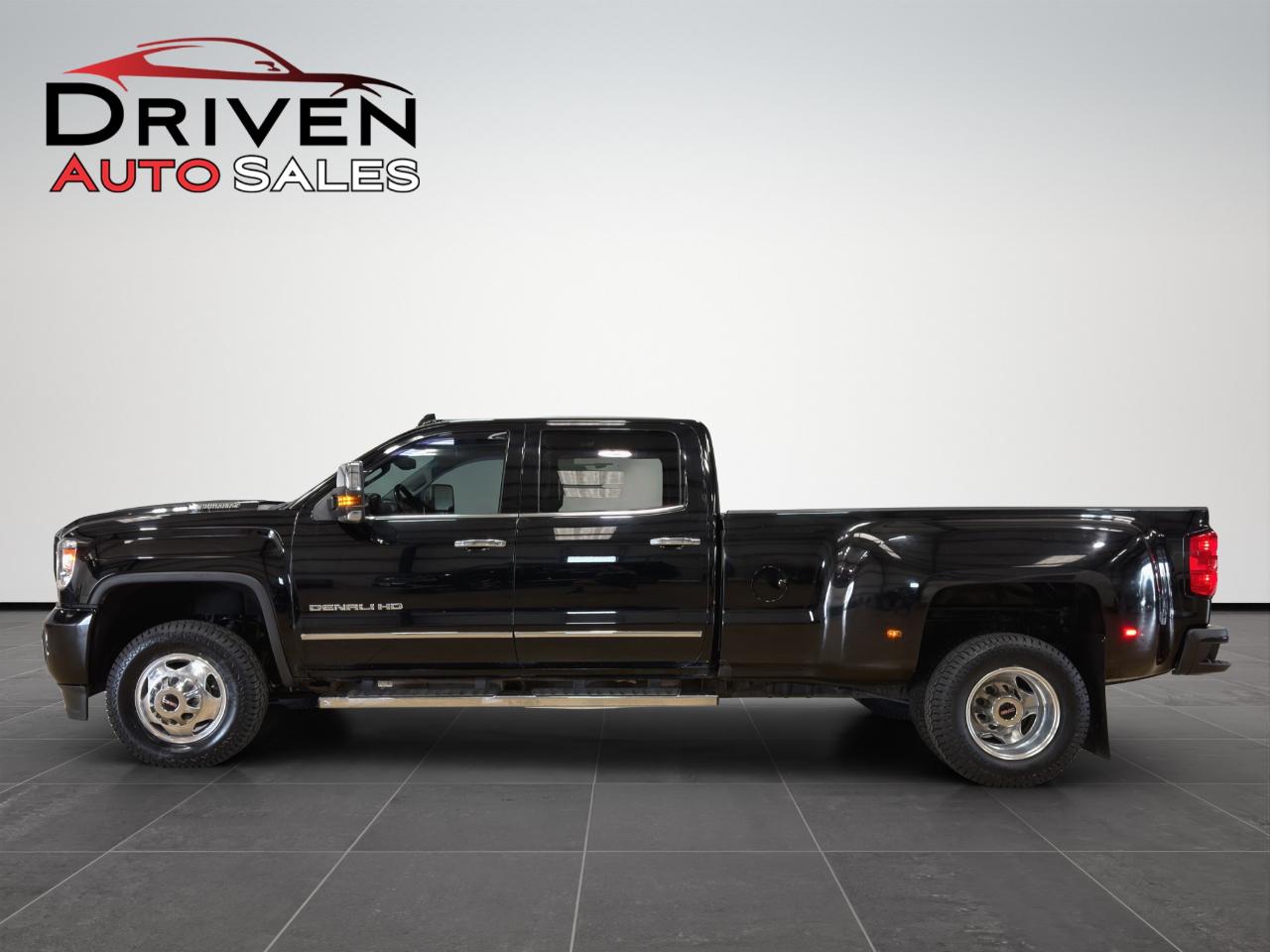 GMC Sierra 3500HD 4WD Crew Cab 167.7" Denali 2018