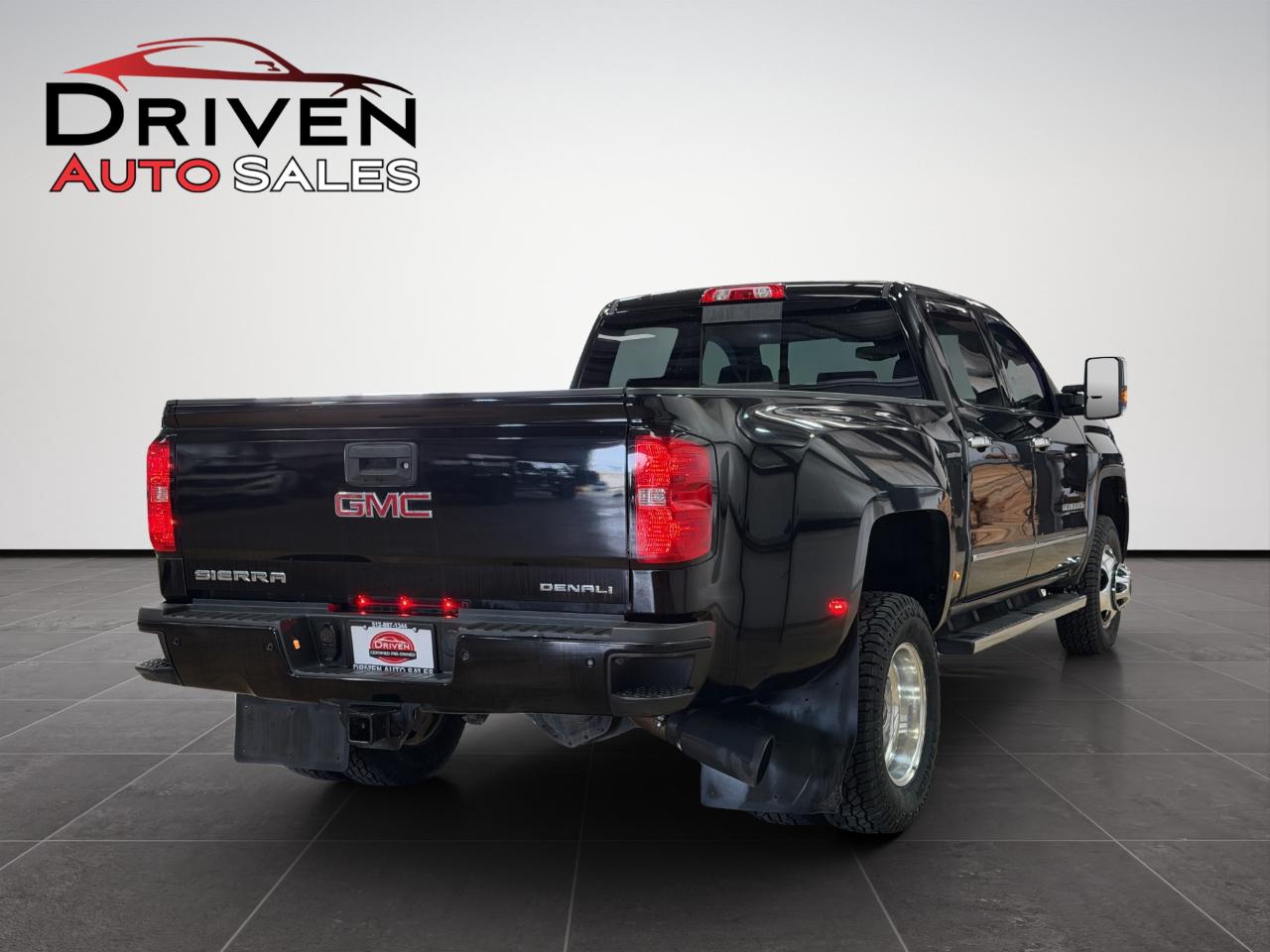 GMC Sierra 3500HD 4WD Crew Cab 167.7" Denali 2018