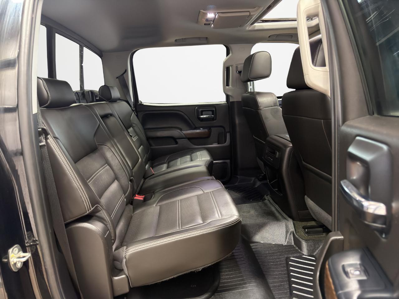 GMC Sierra 3500HD 4WD Crew Cab 167.7" Denali 2018