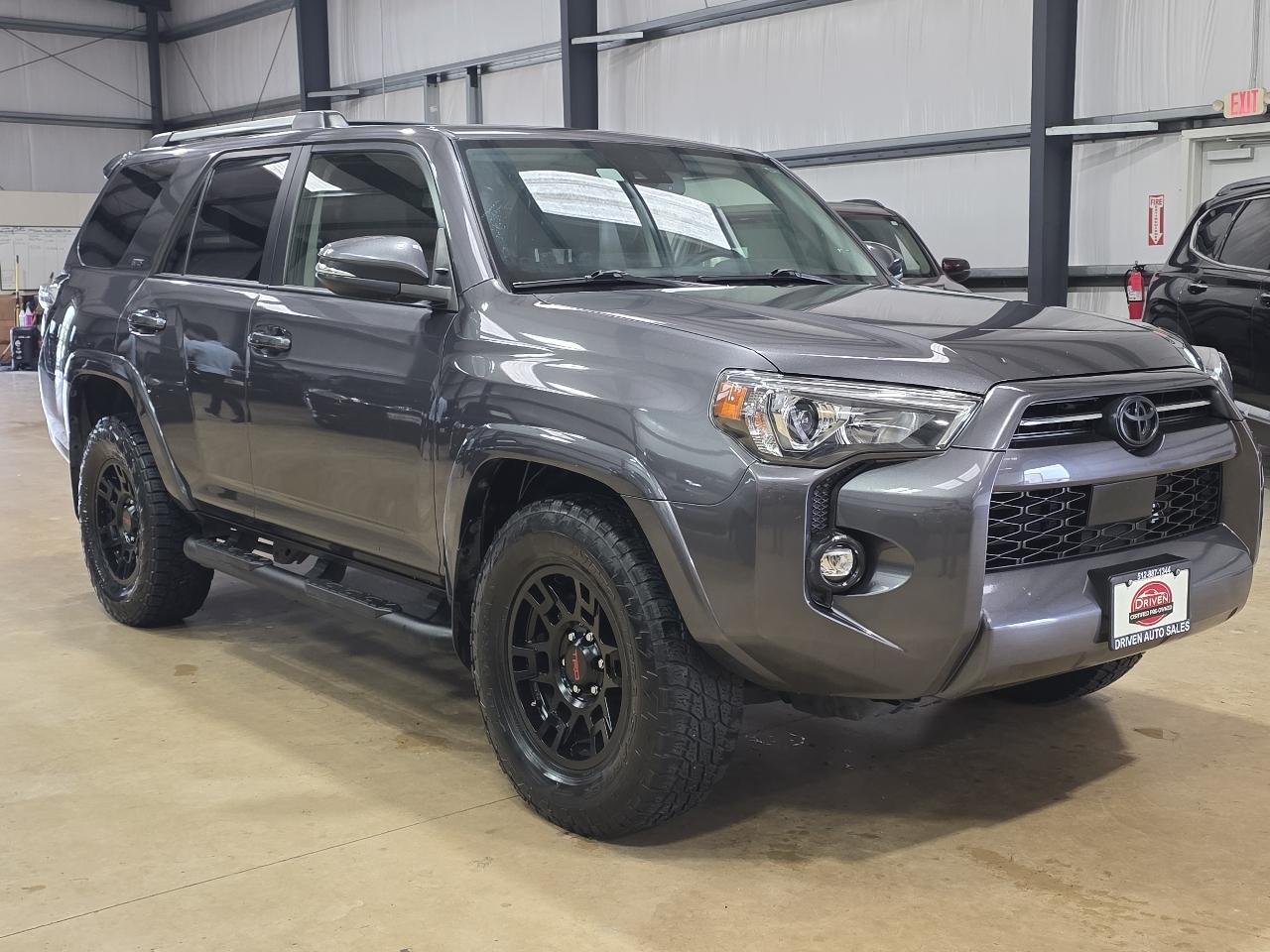 Toyota 4Runner SR5 Premium 2WD (Natl) 2022