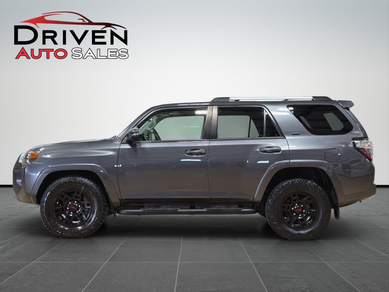 Toyota 4Runner SR5 Premium 2WD (Natl) 2022