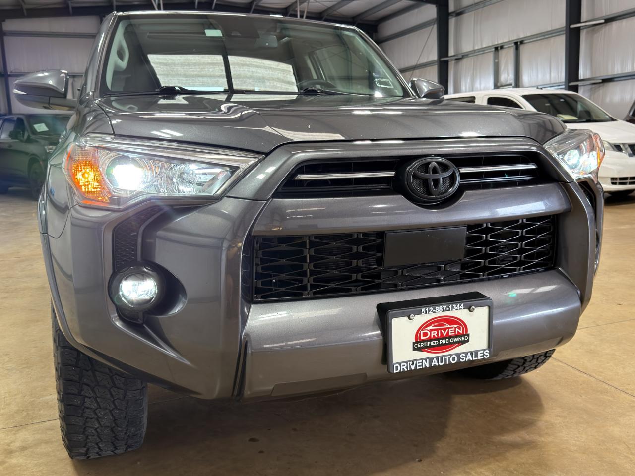 Toyota 4Runner SR5 Premium 2WD (Natl) 2022