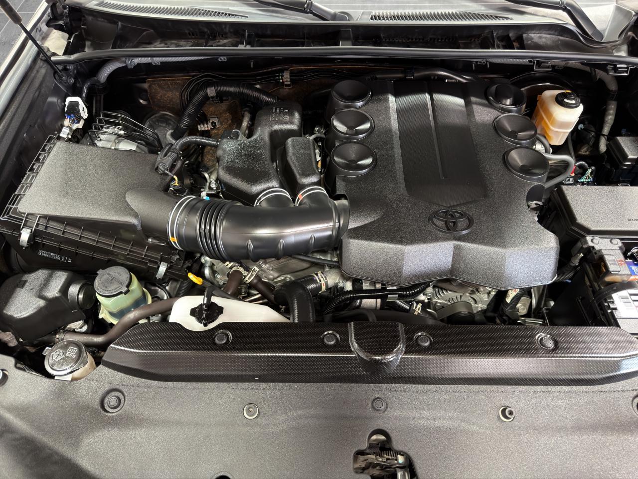 Toyota 4Runner SR5 Premium 2WD (Natl) 2022