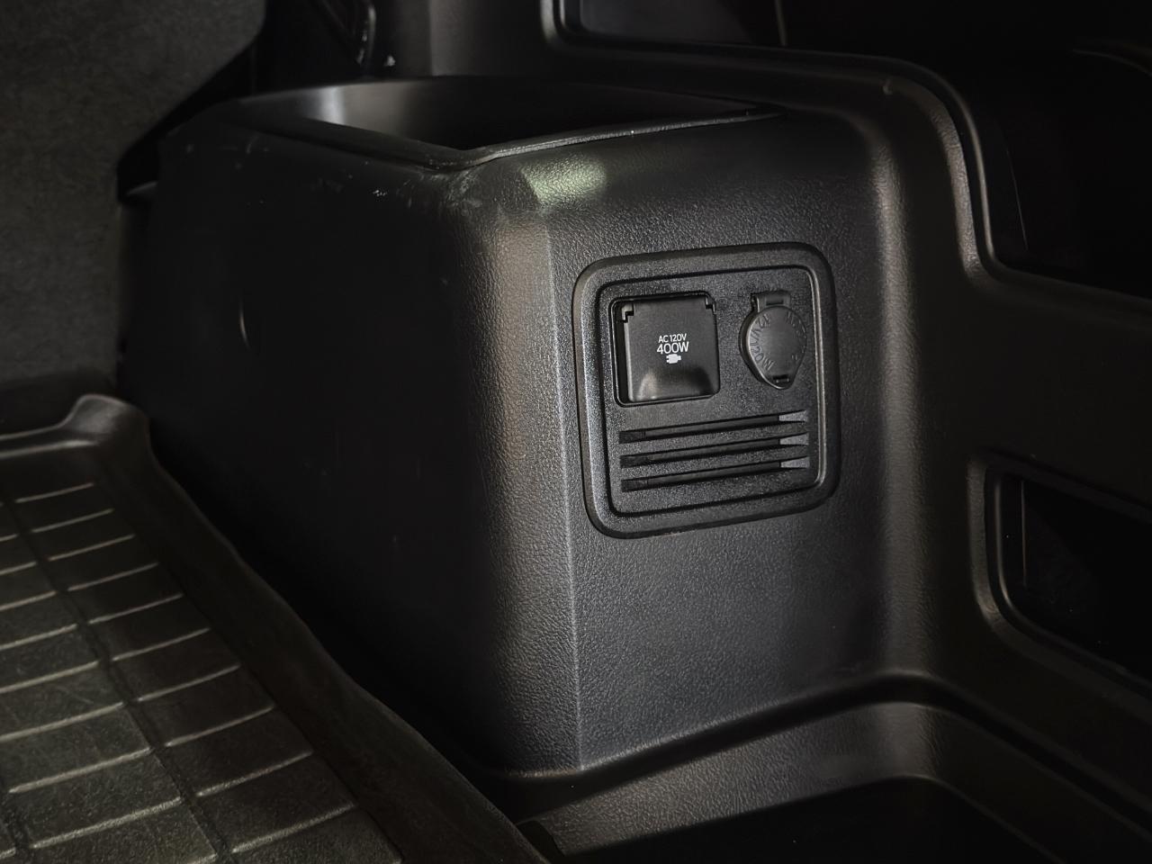 Toyota 4Runner SR5 Premium 2WD (Natl) 2022