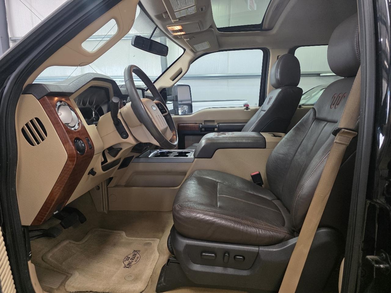 Ford Super Duty F-250 SRW King Ranch 4WD Crew Cab 6.75' Box 2016