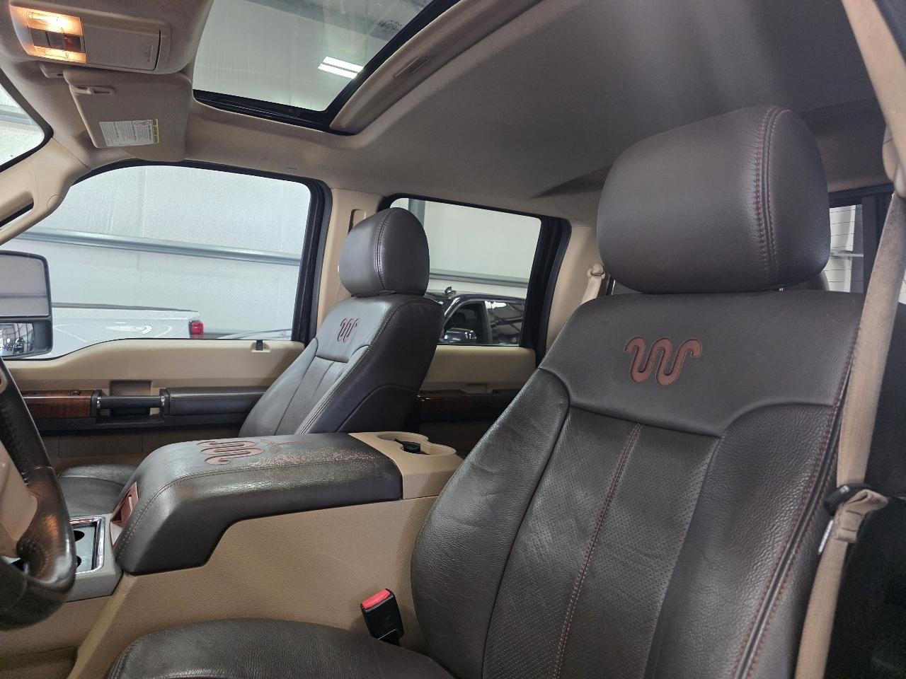 Ford Super Duty F-250 SRW King Ranch 4WD Crew Cab 6.75' Box 2016